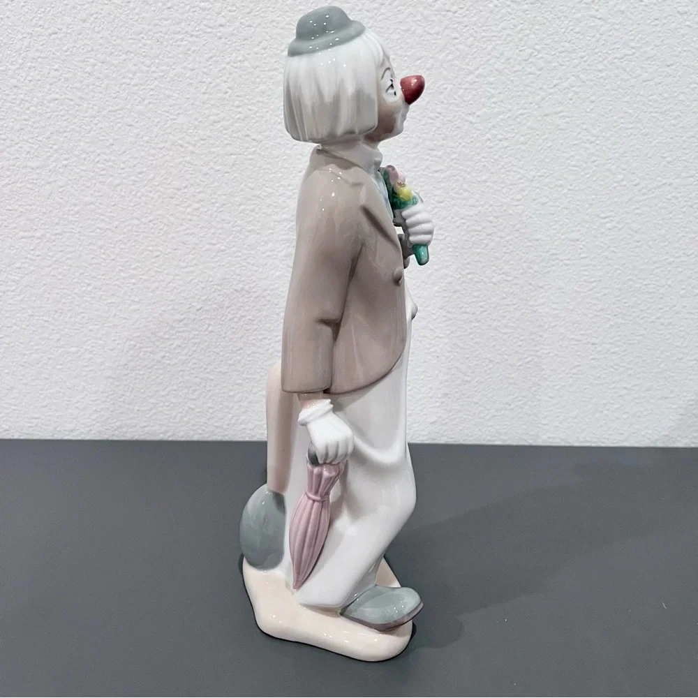 Casades Clown figurine 11 1/4
